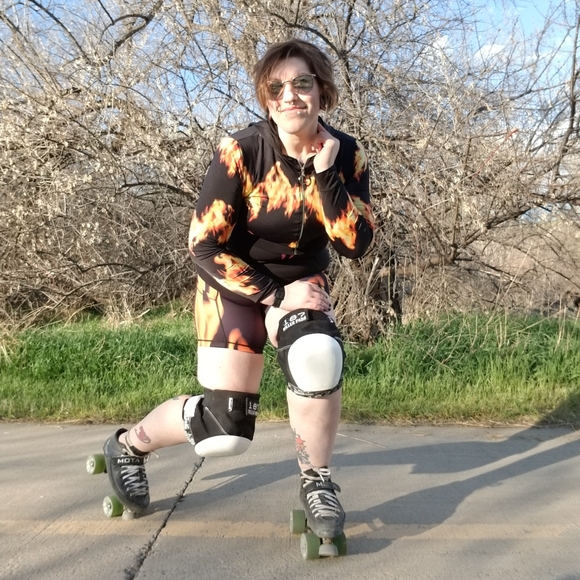 Meet your Posher, Cassandra - Picture 1 of 1